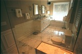 photo/gal/Bathrooms/Bath3/_thb_Bath3-2.JPG